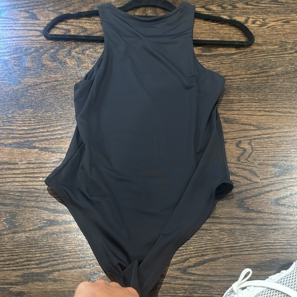 SHEIN BODYSUIT SIZE S - Picture 3 of 4